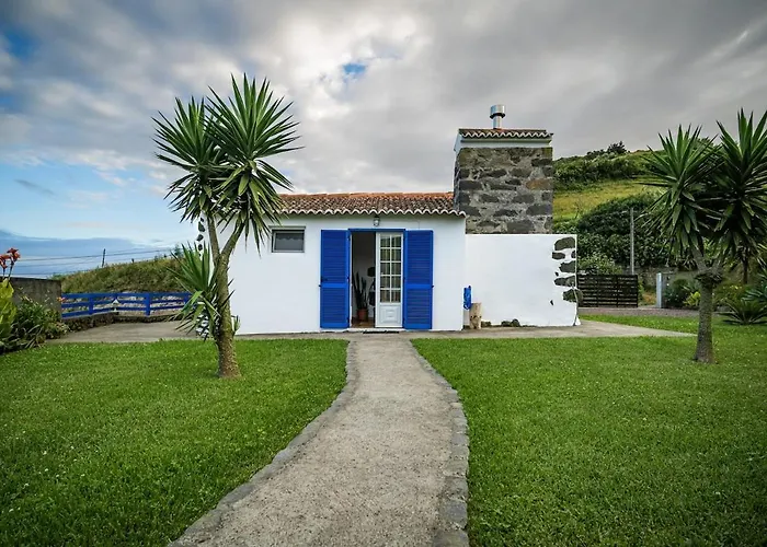 Pico De Mafra Mosteiros (Azores)
